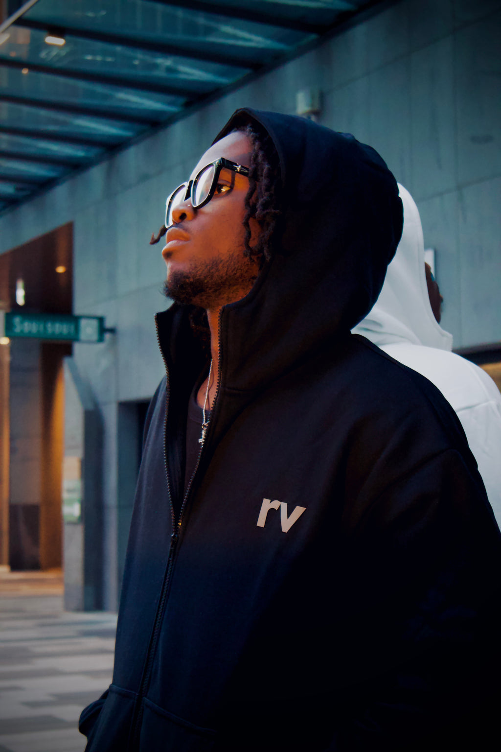 Zip-up Hoodie Black